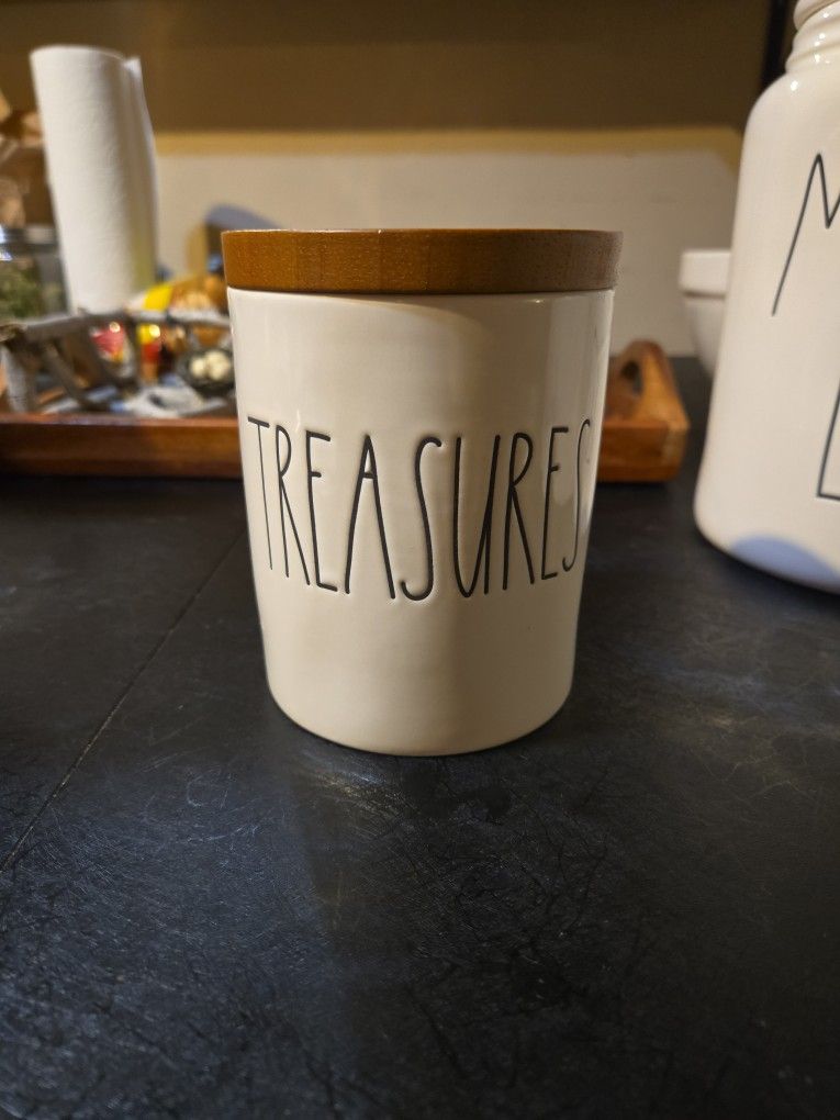 Rae Dilunn Treasures Jar