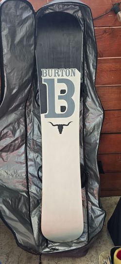 SNOWBOARD