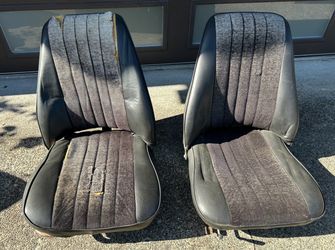 Vintage Datsun Roadster Low-Back Seats – Matching Pair – Restoration needed