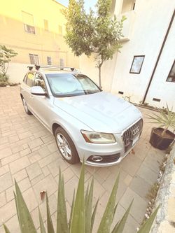 2013 Audi Q5 2.0T Quattro Premium Plus with Roof Rack