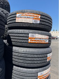 🚘🚨vendo set de llanatas 235 70 16 arroyo tires