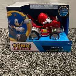 Knuckles Pull Back Toy
