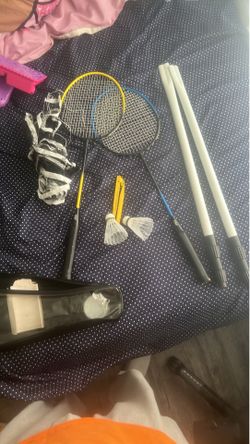 Badminton set