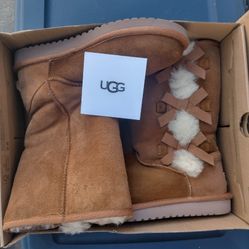 UGGs 