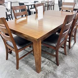 Bonito Comedor De Madera Nuevo En Su Caja 