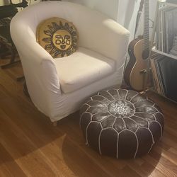 White Barrel Accent Chair 