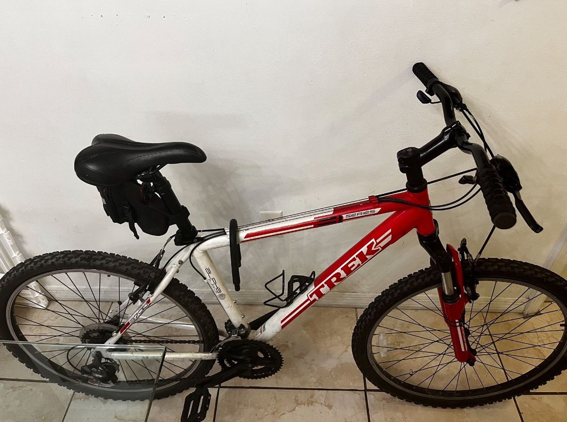Trek 3700 Aluminum Red Mountain Bike Series 3