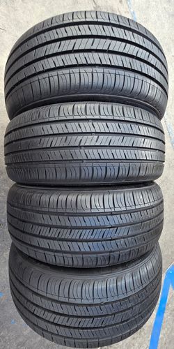 4 USED TIRES KUMHO 215/55/17