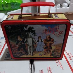 Wizard of Oz lunch box no thermos. 23 Mile and Card Macomb Township Michigan