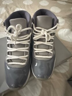 Air Jordan 11 Retro Cool Grey Sneakers