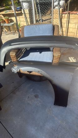 2001-2005 Lexus Rx 300 Rear Bumper And Front Driver Side Front Fender