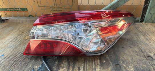 2021 2024 Toyota Camry LED right side