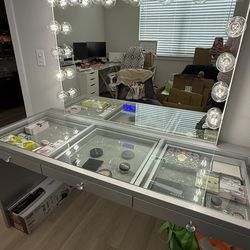 Vanity With Bluetooth, Speakers and radio