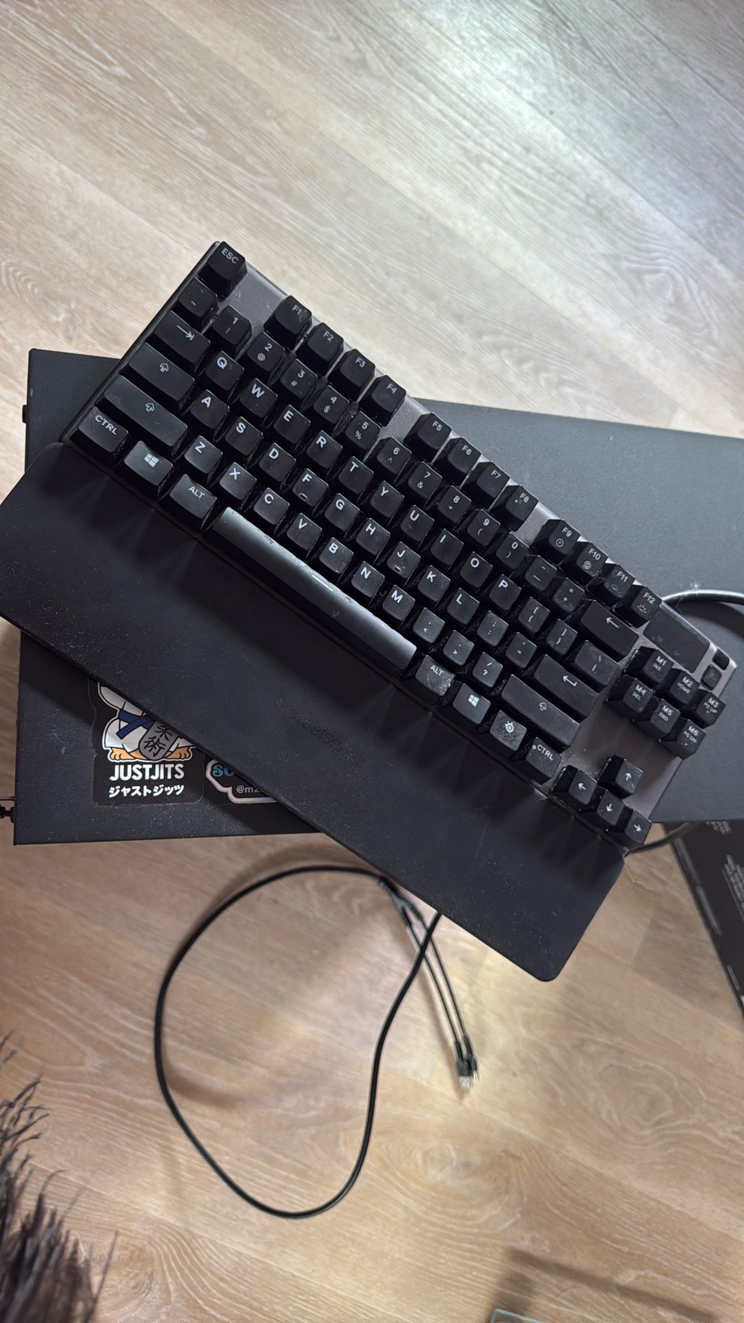 Apex Pro TKL Keyboard Full