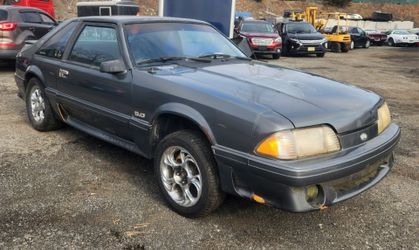 1989 Ford Mustang