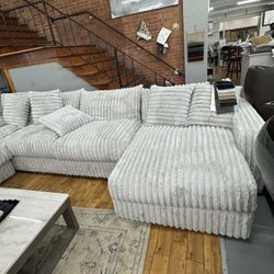 Sectional Chaise ( Gray Plush Corduroy ) Same Day Delivery / No Credit Needed 