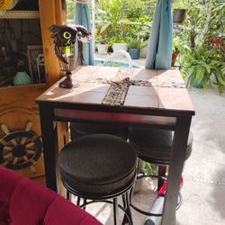 One Of A Kind Bar Sea Shells / BarTable And 2 Stools