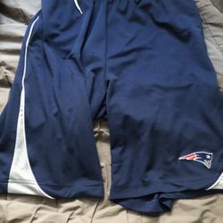 Patriots Men’s Medium Size Mesh Shorts 