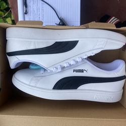 Puma Smash -V2 White & Black Mens Sz 12