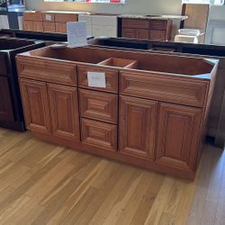 New 59” Vanity - Soft Close Drawers