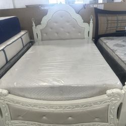 Full Size Mattress And Box Spring Set And Bed 🛌 