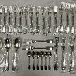 Cassetti partial set, model unknown