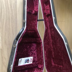 Beautiful lightweight Acoustic guitar case