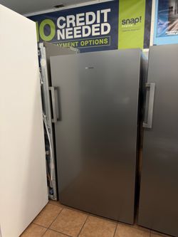 Hisense 17 cu ft