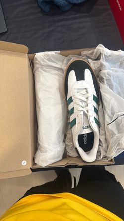 Adidas Men's Barreda JR1323 White Black Green Shoes Size 10 New