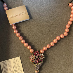 Heidi Daus women necklace