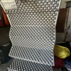 Thermarest Z Lite Sleeping Pad for backpacking, camping, hiking, beach, park