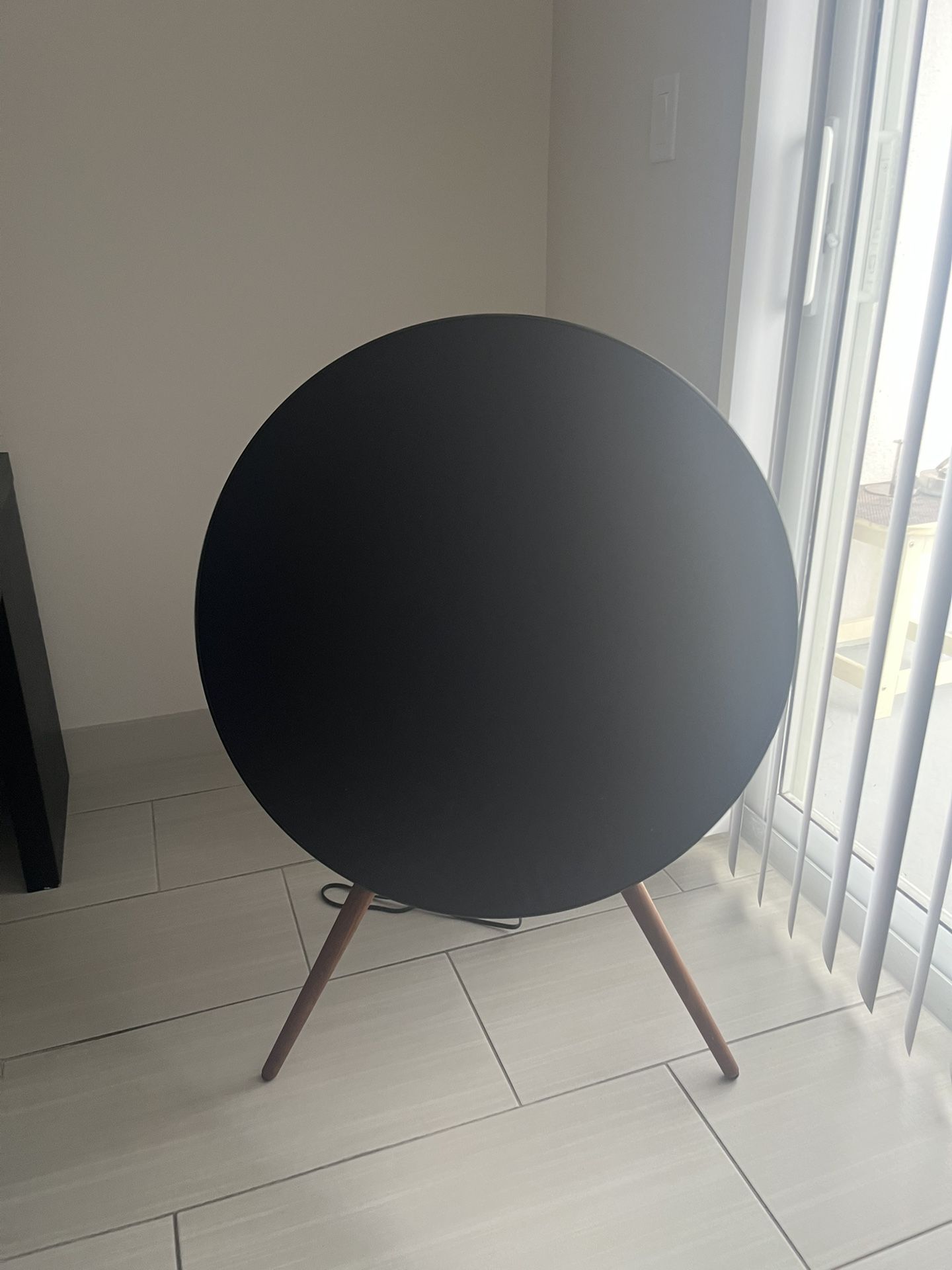 Bang& Olufsen Beisound A9 Speaker Wireless With Cover -Black Anthracite