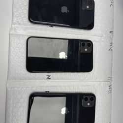 iPhone 11 Unlocked Black 64Gb Like New With Warranty !!! 