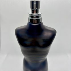 Jean Paul (80% Match)