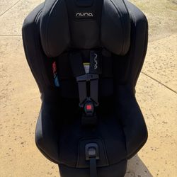 Nuna RAVA Caviar Black Convertible Baby Car Seat
