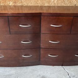 Ireland bay heights 8 drawers dresser with mirror solid wood brown L67”*D18”*H34”(address in descrip