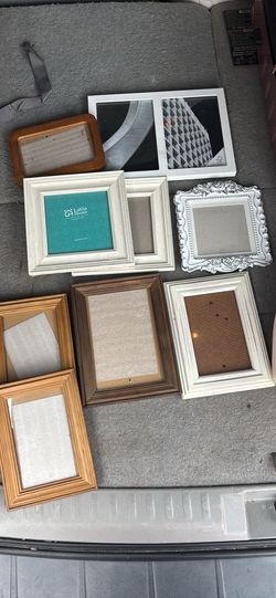 Assorted Picture Frames