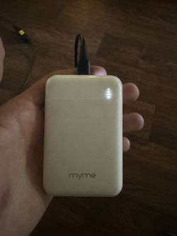 Myme Portable Charger 