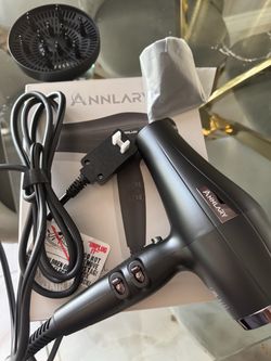 Hair dryer