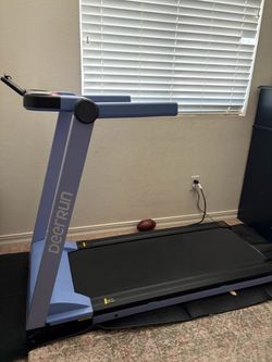 Deer Run Compact Treadmill – Foldable Walking/Running Machine