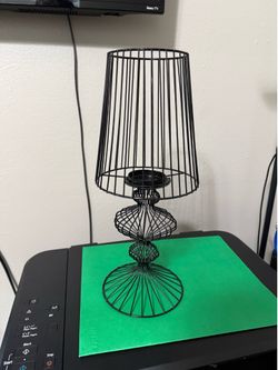Candle holder