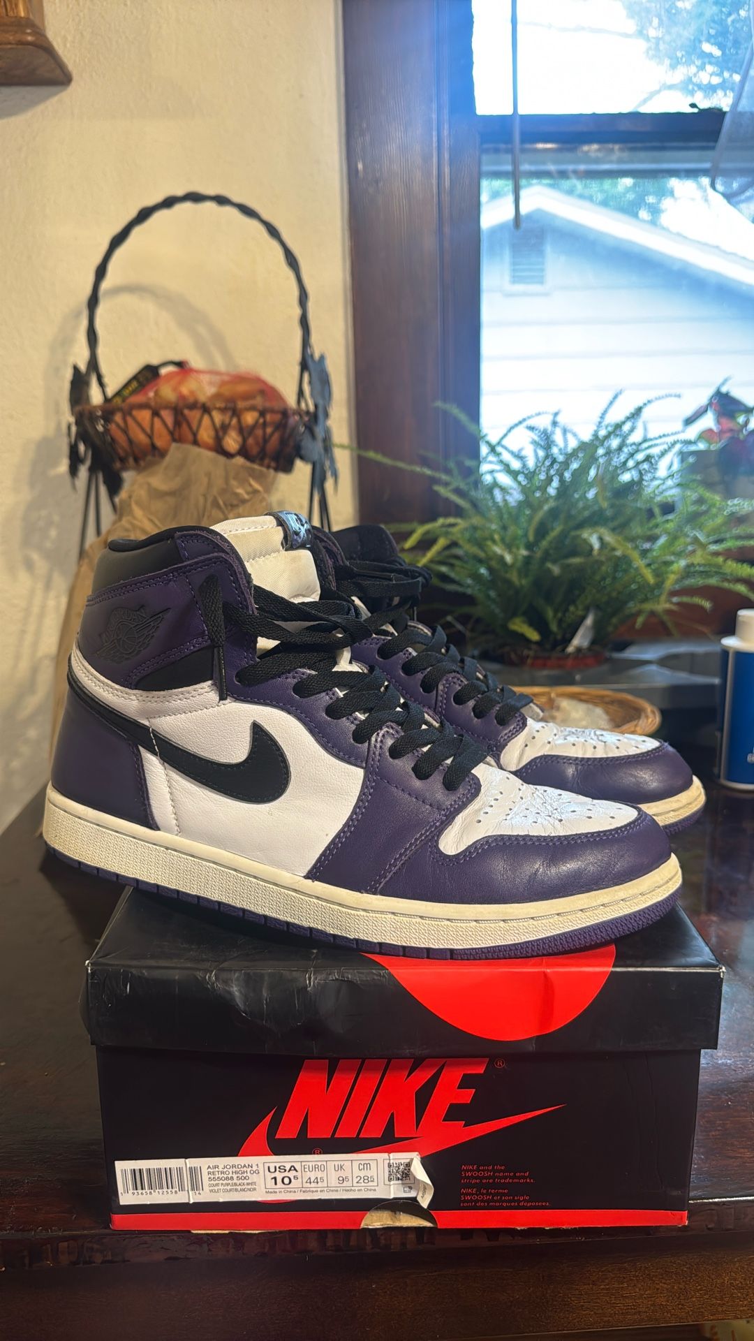 Jordan Retro 1 Court Purple