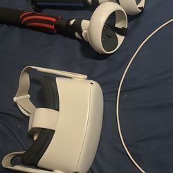 Quest 2 (with accessories 🎉)