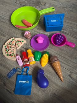 Walmart Toy Shopping Playset with Blue Basket & Food Accessories