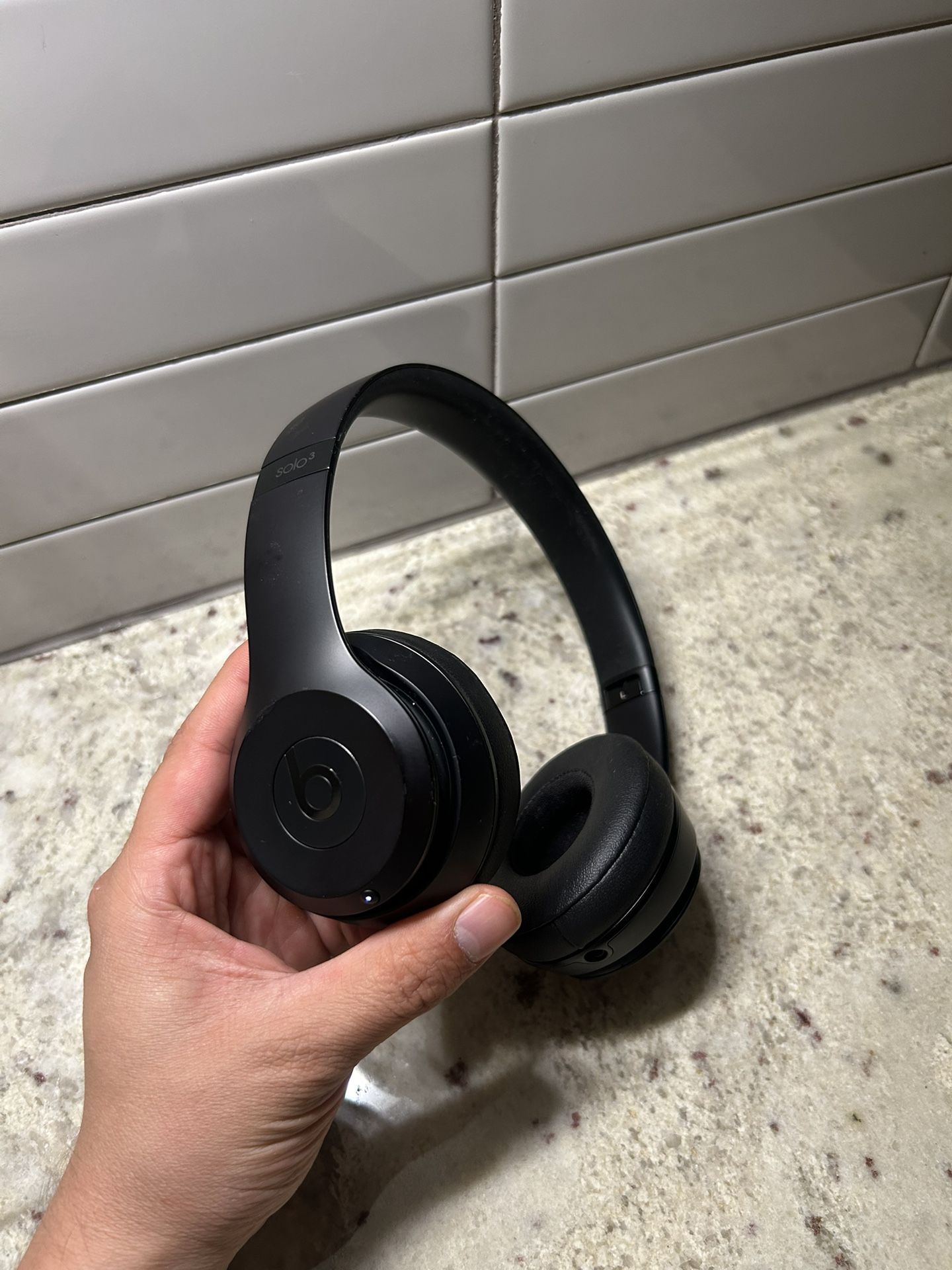 Beats Solo 3 Great Condition