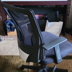 Office Chair Like New