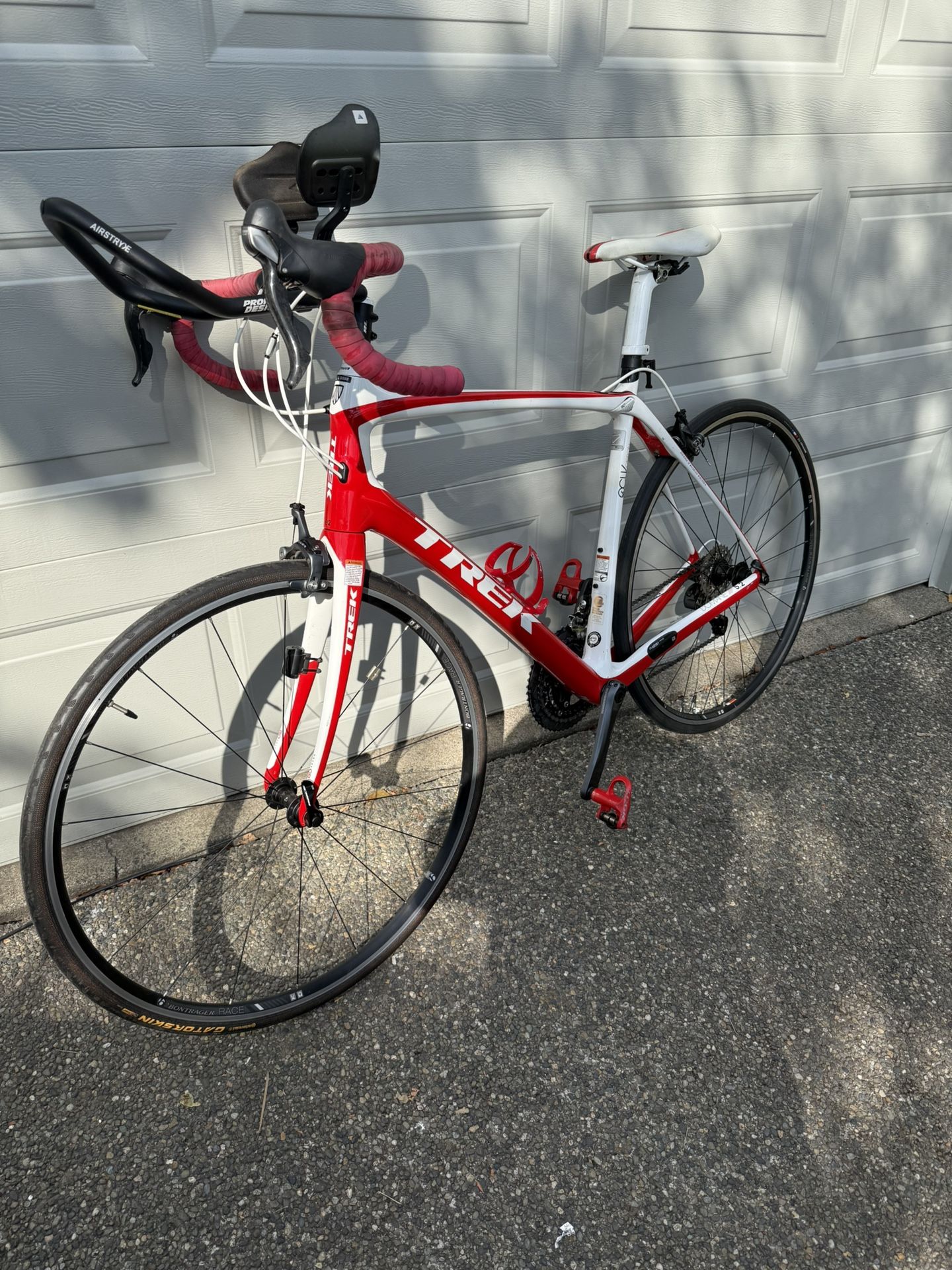 Trek Domane 5.2 Carbon Fiber