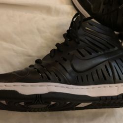 Women’s 8.5  Black Nike Dunk Sky Hi Wedge