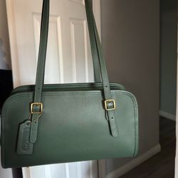 Coach Swing Zip bag