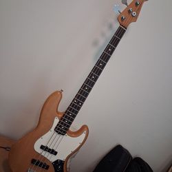Fender Prodigy OFFSET jazz bass..made in USA 1991......$650